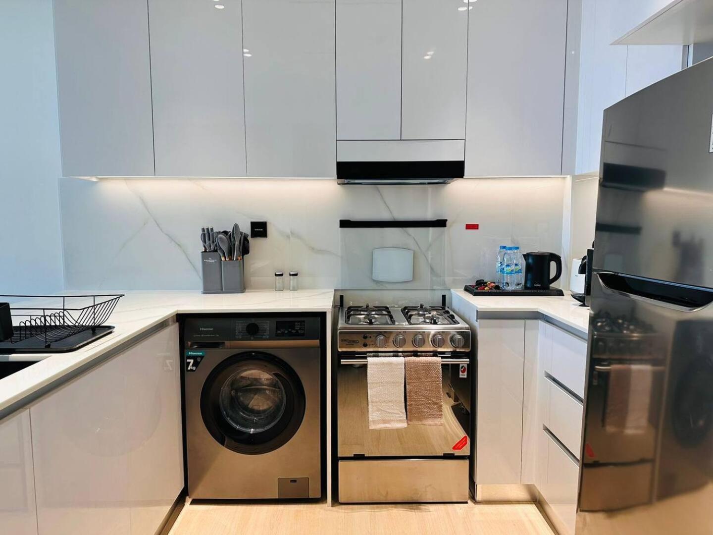 Apartment Stunning Brand New 1 Bedroom
